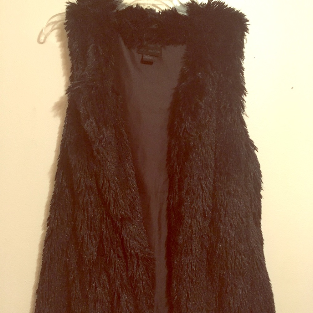 Steve Madden black fluffy vest!